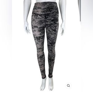 Lot of 2 Athleta elation glades 7/8 tights